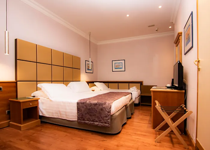 Otel Giolli Nazionale 3*