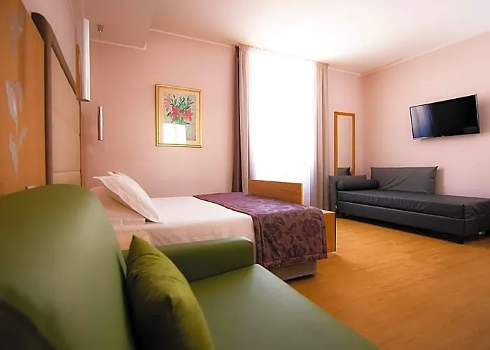 Otel Giolli Nazionale 3*