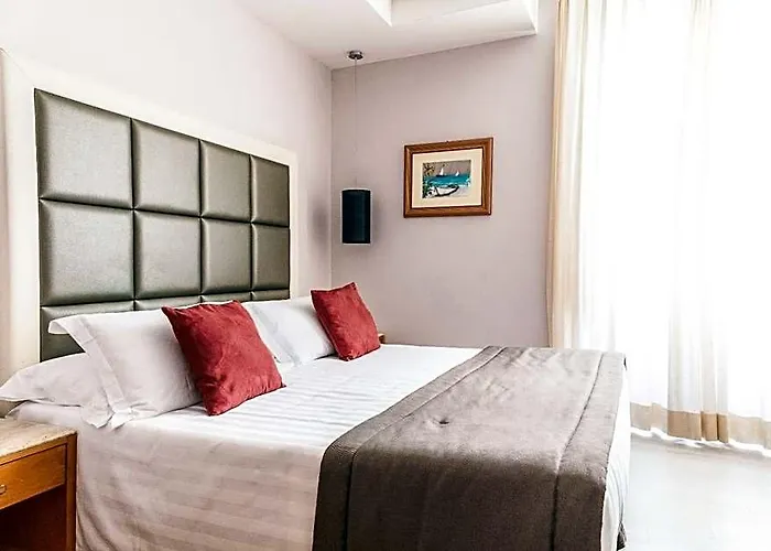 Hotel Giolli Nazionale 3*