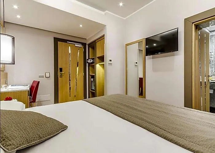 Giolli Nazionale Otel Roma
