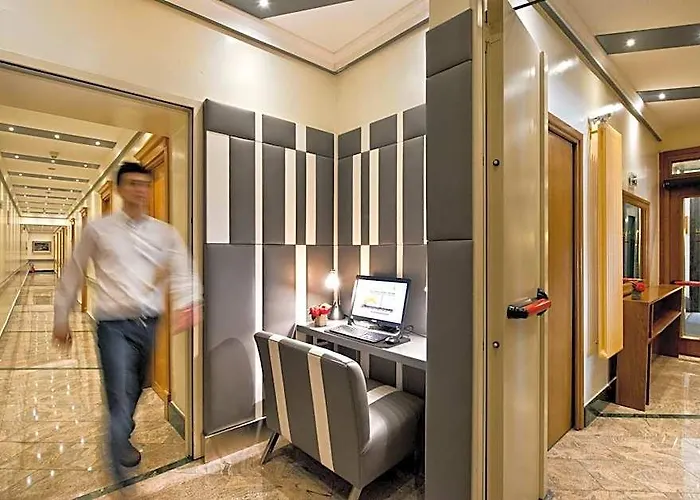 Giolli Nazionale Otel 3*