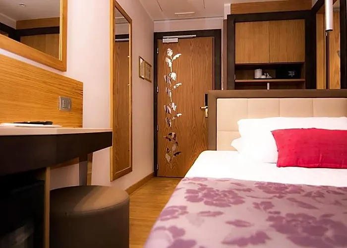 Otel Giolli Nazionale
